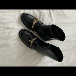Charles & Keith black boots